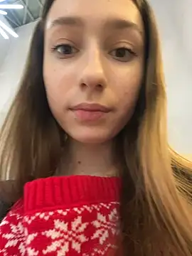 Lia  Love online show from December 2024 04:17:01 PM