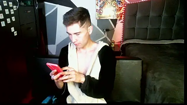 Snapshot of samael1107 chatting on December 2024 12:22:01 PM samael1107 online show from December 2024 12:22:01 PM