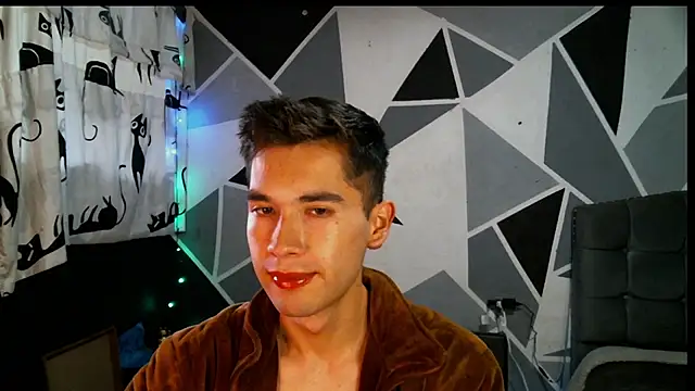 Snapshot of samael1107 chatting on December 2024 09:25:02 PM samael1107 online show from December 2024 09:25:02 PM