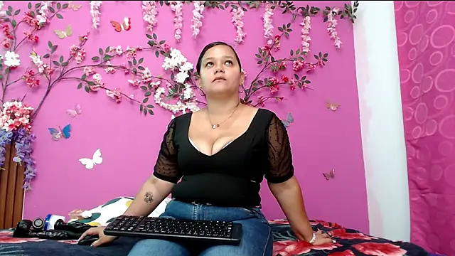 Snapshot of analdeepalejandra18 chatting on March 2025 07:13:02 PM analdeepalejandra18 online show from March 2025 07:13:02 PM