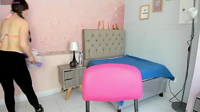 Snapshot of lauren_rios7 chatting on November 2025 02:06:01 PM lauren rios7 online show from November 2025 02:06:01 PM