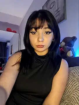 Snapshot of AveryWillow chatting on February 2025 06:02:02 PM AveryWillow online show from February 2025 06:02:02 PM