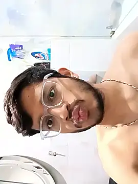 Snapshot of skinnyyyyyyyyy chatting on February 2025 02:58:01 AM skinnyyyyyyyyy online show from February 2025 02:58:01 AM