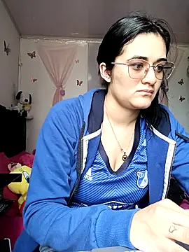 Snapshot of Hanna_Kinsley chatting on October 2025 05:45:02 PM Hanna Kinsley online show from October 2025 05:45:02 PM