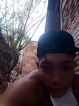 tayson  online show from October 2025 11:07:02 AM