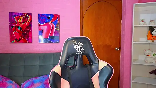 abigail monore  online show from October 2025 08:21:02 PM