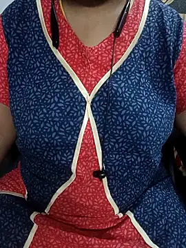 Snapshot of Yours_Radika chatting on February 2025 06:34:01 AM Yours Radika online show from February 2025 06:34:01 AM