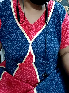 Snapshot of Yours_Radika chatting on February 2025 08:51:02 AM Yours Radika online show from February 2025 08:51:02 AM