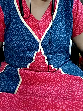 Snapshot of Yours_Radika chatting on February 2025 02:16:02 PM Yours Radika online show from February 2025 02:16:02 PM