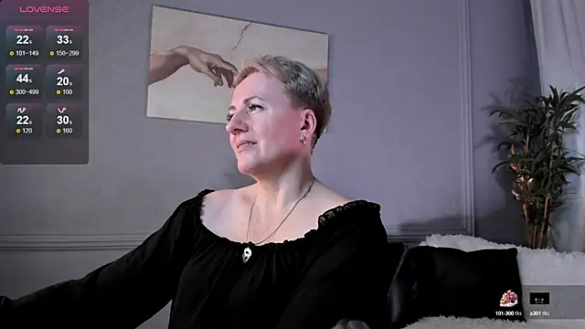 Nika Smit online show from March 2025 11:51:01 AM