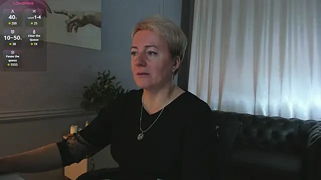 Snapshot of Nika_Smit chatting on October 2025 05:16:02 AM Nika Smit online show from October 2025 05:16:02 AM