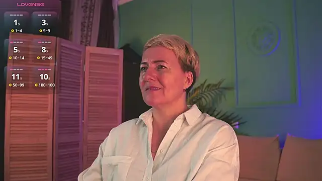 Snapshot of Nika_Smit chatting on November 2025 10:04:02 AM Nika Smit online show from November 2025 10:04:02 AM