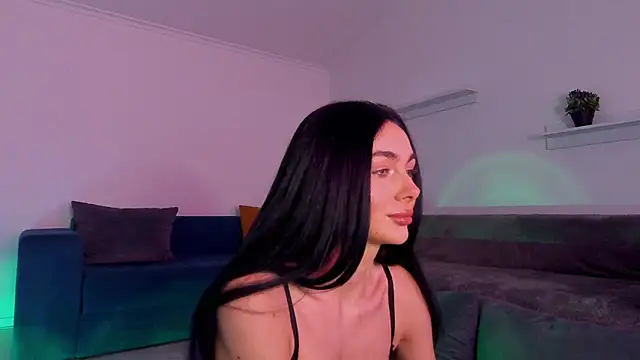 Snapshot of IvyKaelani chatting on February 2025 09:58:01 PM IvyKaelani online show from February 2025 09:58:01 PM