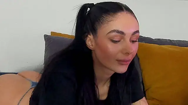 Snapshot of IvyKaelani chatting on February 2025 12:20:01 AM IvyKaelani online show from February 2025 12:20:01 AM