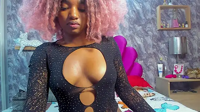 EMMAPARISS online show from October 2025 11:54:02 AM