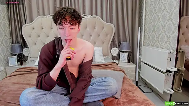 TrevorBenson online show from September 2025 06:02:02 PM