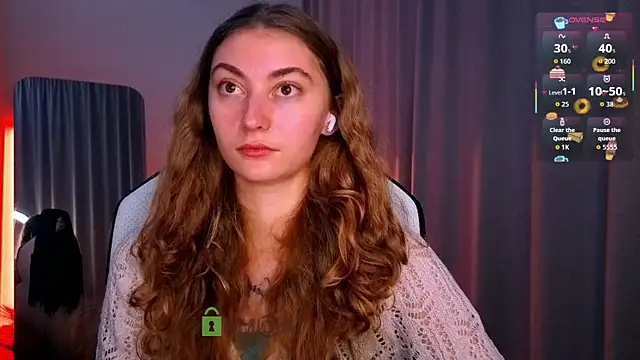 Snapshot of lady_curls chatting on October 2025 09:37:02 PM lady curls online show from October 2025 09:37:02 PM