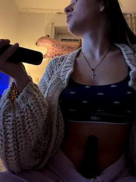 EmilyWi  online show from October 2025 09:26:02 PM