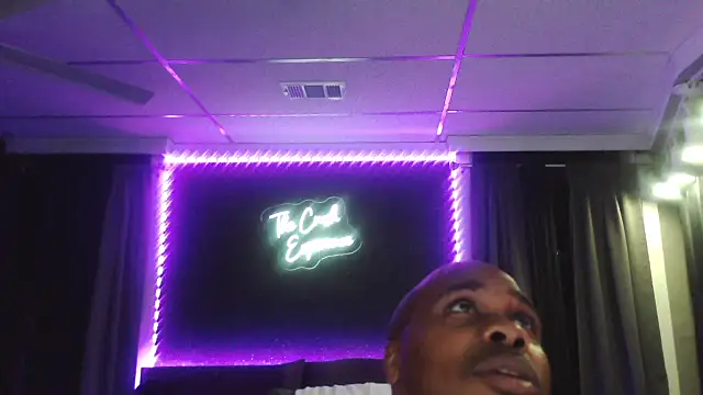 Snapshot of Dcrush17 chatting on December 2024 07:58:01 AM Dcrush17 online show from December 2024 07:58:01 AM