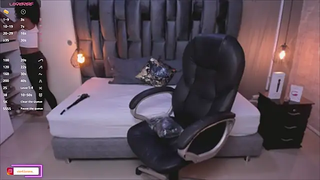 Lorena Vieira  online show from January 2025 08:00:01 PM