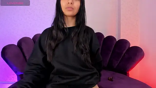 sofi soft  online show from October 2025 05:02:02 PM