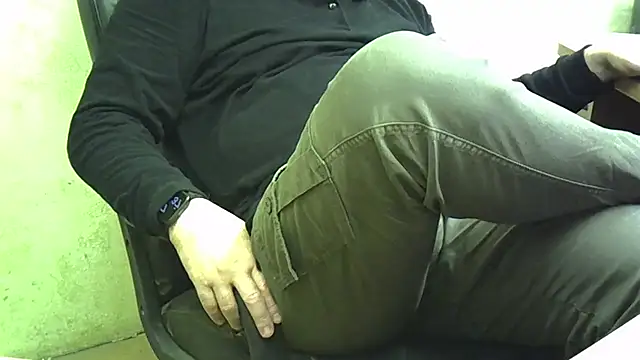 nikdov3 online show from September 2025 04:38:02 AM