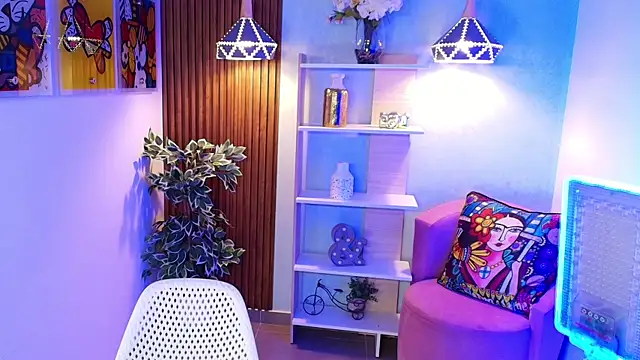 Snapshot of Dalila_Sky chatting on October 2025 06:10:01 PM Dalila Sky online show from October 2025 06:10:01 PM