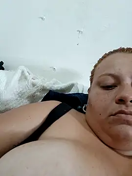 Snapshot of carola_hotwife chatting on October 2025 01:33:02 PM carola hotwife online show from October 2025 01:33:02 PM