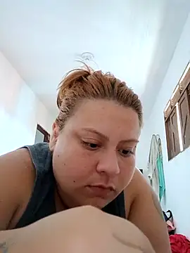 Snapshot of carola_hotwife chatting on October 2025 12:28:01 PM carola hotwife online show from October 2025 12:28:01 PM