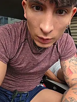 Snapshot of christangel_96_ chatting on October 2025 06:30:02 PM christangel 96 online show from October 2025 06:30:02 PM