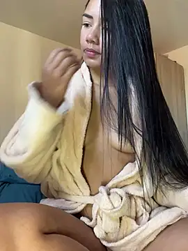  Luana online show from December 2024 12:19:02 PM