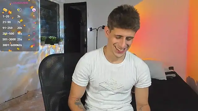 Snapshot of Jasperjoness chatting on October 2025 09:46:02 AM Jasperjoness online show from October 2025 09:46:02 AM