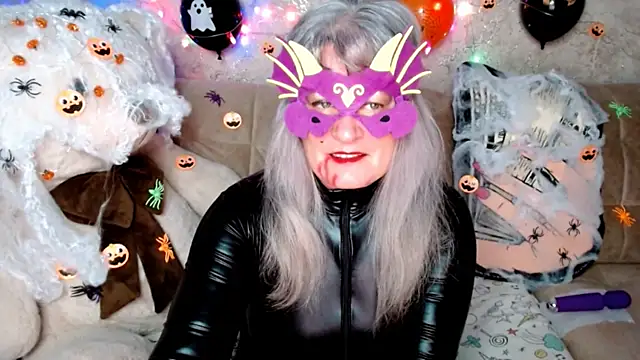 Snapshot of SiberiabBerry chatting on October 2025 03:02:01 PM SiberiabBerry online show from October 2025 03:02:01 PM