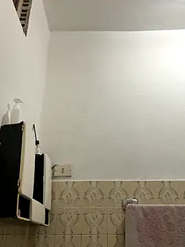 Miky 21 online show from November 2025 01:28:01 AM