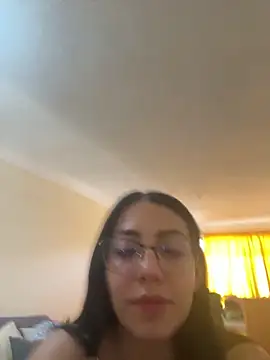 Snapshot of StaceyJones1 chatting on March 2025 06:10:02 PM StaceyJones1 online show from March 2025 06:10:02 PM