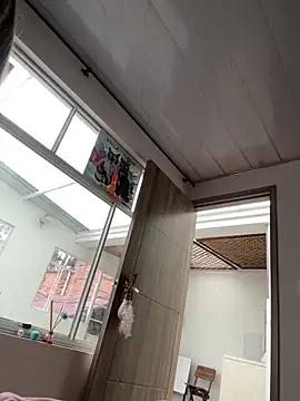 Snapshot of Victoria_starr chatting on December 2024 09:35:01 PM Victoria starr online show from December 2024 09:35:01 PM