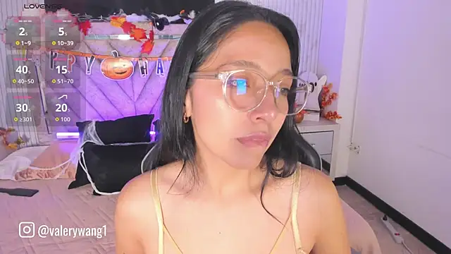 Valery wang online show from October 2025 11:44:02 AM