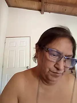 Snapshot of florecita69 chatting on November 2025 02:50:02 PM florecita69 online show from November 2025 02:50:02 PM