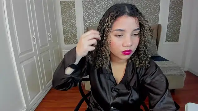 Mayaa ross online show from October 2025 02:54:01 AM