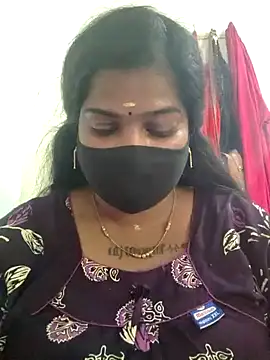 Snapshot of sulekha-mallu chatting on January 2025 09:05:01 AM sulekha-mallu online show from January 2025 09:05:01 AM