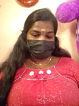 Snapshot of sulekha-mallu chatting on September 2025 03:31:01 AM sulekha-mallu online show from September 2025 03:31:01 AM