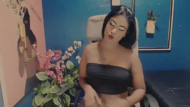 Snapshot of Littleindianmilf chatting on October 2025 10:12:02 AM Littleindianmilf online show from October 2025 10:12:02 AM