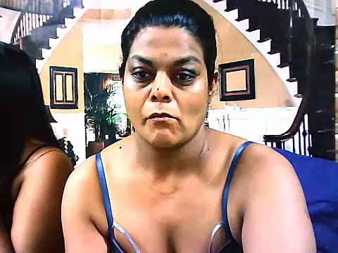 indianCherryPie online show from October 2025 07:03:02 PM