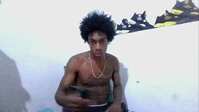 LarryCollin online show from October 2025 06:35:02 PM