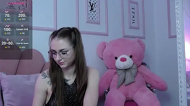 Abby  White online show from January 2025 08:40:02 PM
