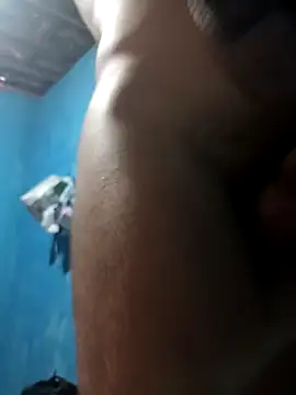 Snapshot of 1995eduardo chatting on February 2025 08:31:01 PM 1995eduardo online show from February 2025 08:31:01 PM