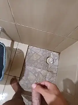 Snapshot of 1995eduardo chatting on March 2025 07:28:02 PM 1995eduardo online show from March 2025 07:28:02 PM