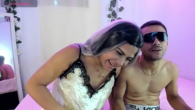 catalina and roger online show from October 2025 04:24:02 PM