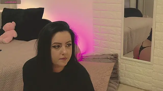Snapshot of Ariel__Blossom chatting on January 2025 09:39:02 PM Ariel Blossom online show from January 2025 09:39:02 PM