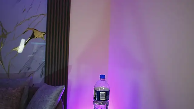 AlliceRouse online show from September 2025 12:07:01 PM